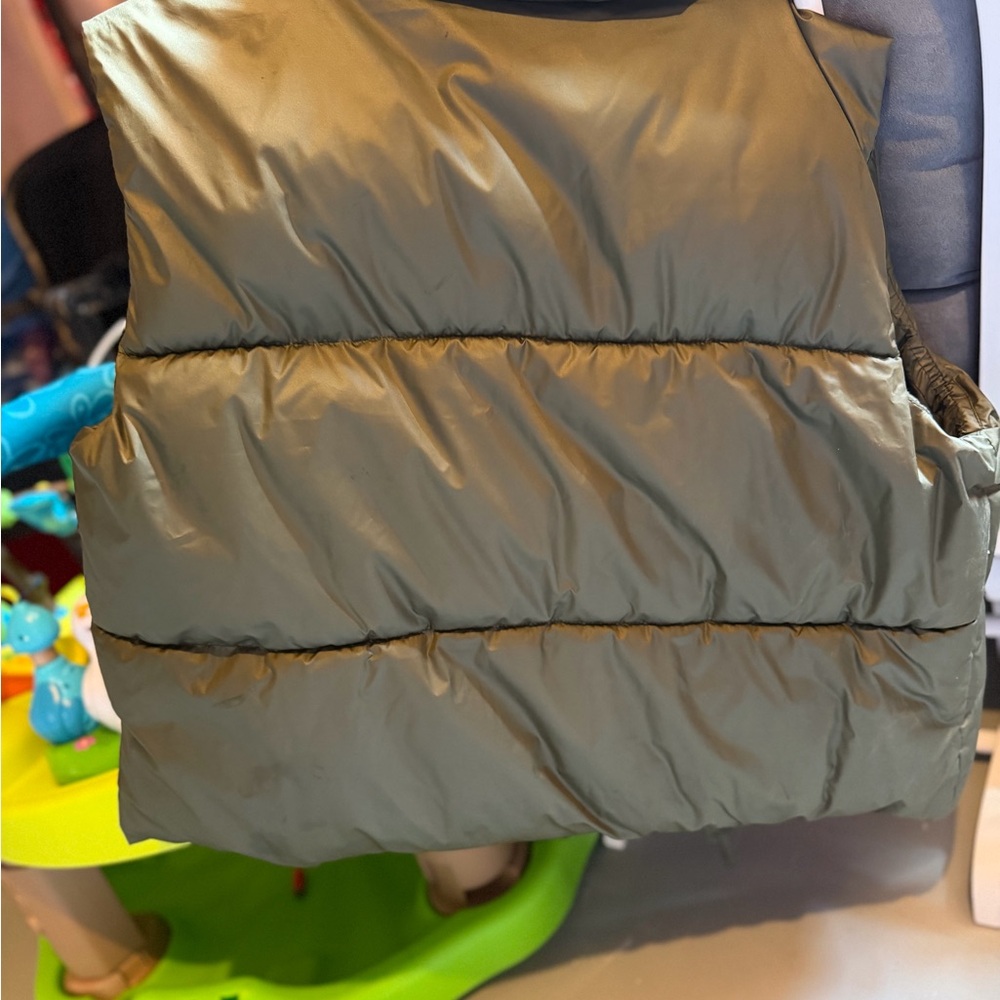 Old Navy Olive Quilted Puffer Vest - Picture 4 of 4